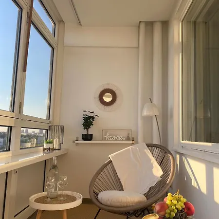Skyline Loft Im Neukoellner Kiez - 90qm Daire Berlin