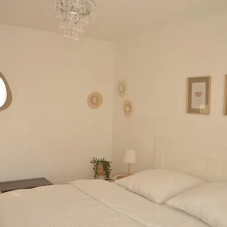 Skyline Loft Im Neukoellner Kiez - 90qm Berlín