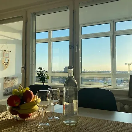 Skyline Loft Im Neukoellner Kiez - 90qm *